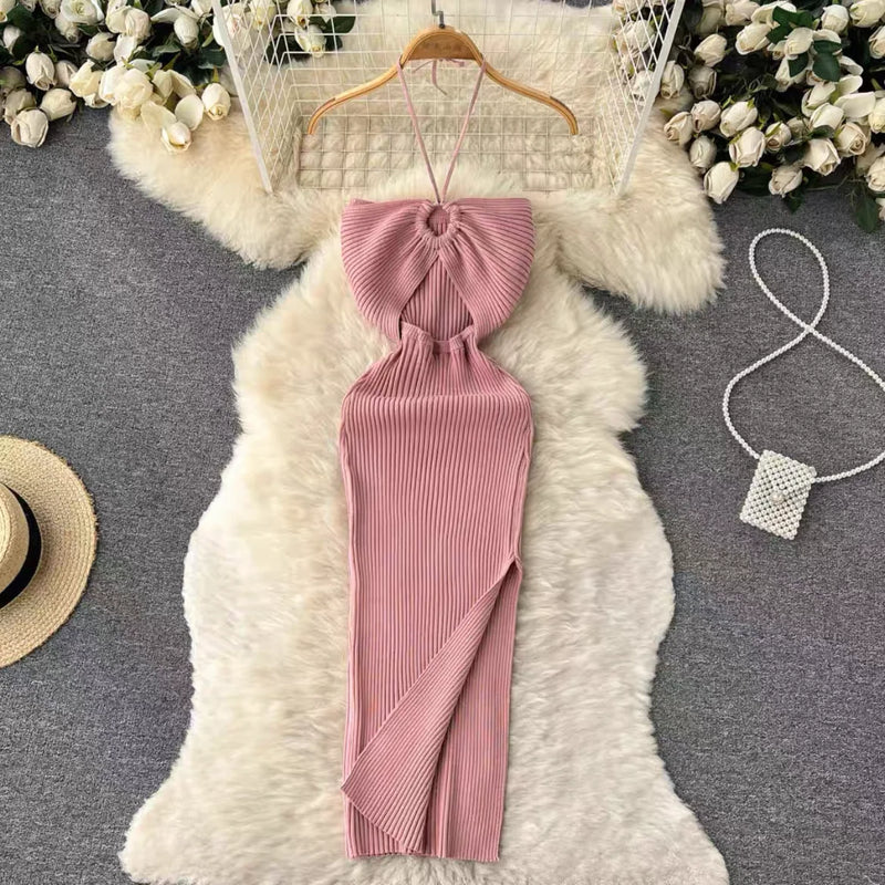 vestido canelado com abertura lateral
