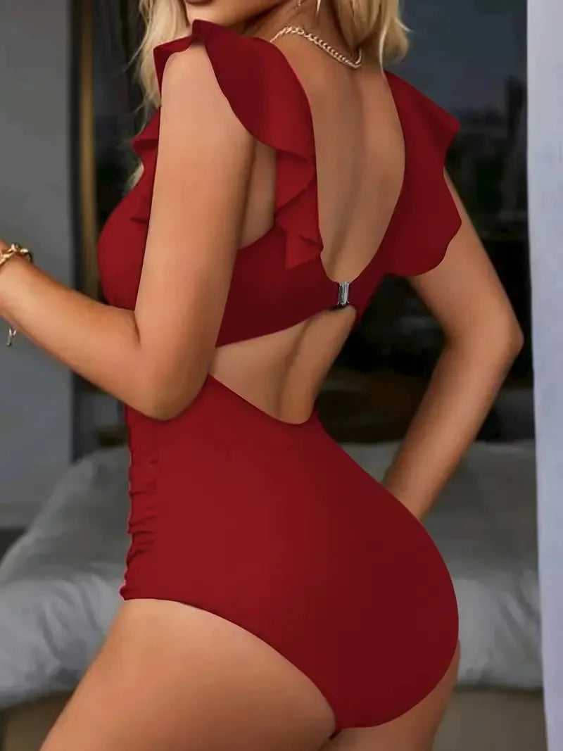 BODY COM DECOTE EM V.