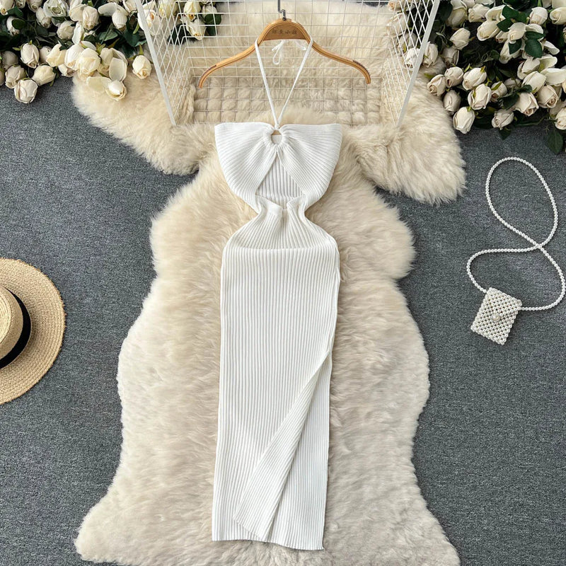 vestido canelado com abertura lateral