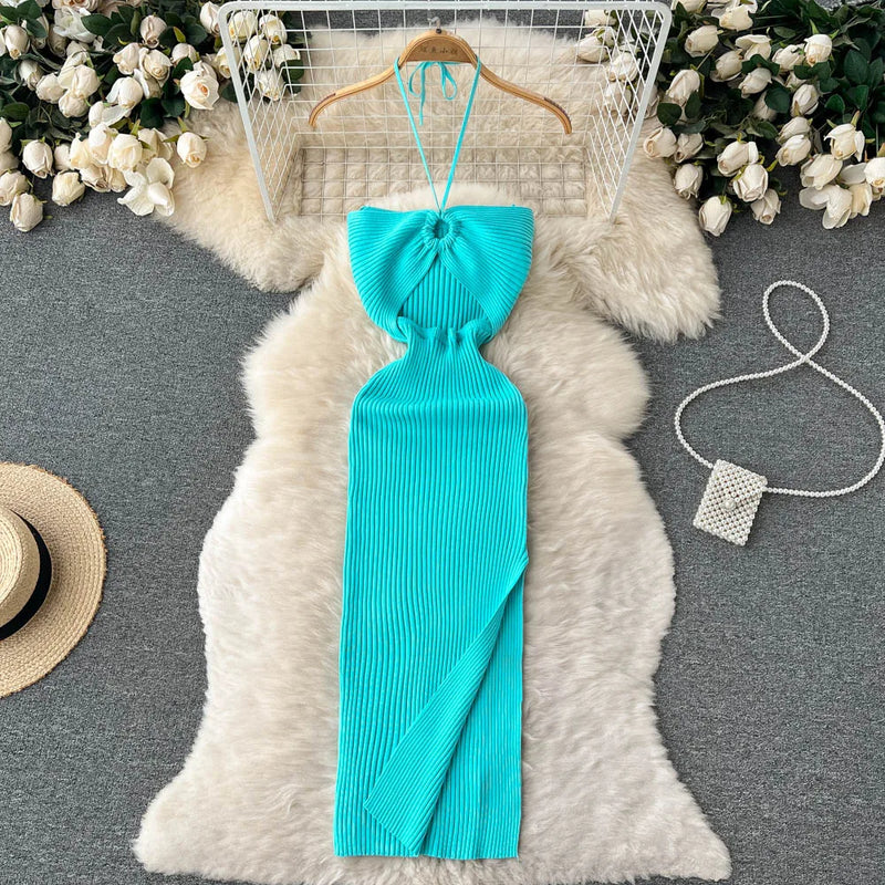 vestido canelado com abertura lateral